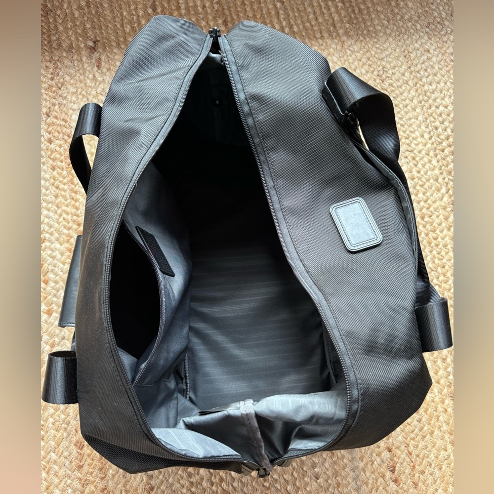 Tumi ALPHA weekender bag "corporate collection" black - Picture 7 of 14